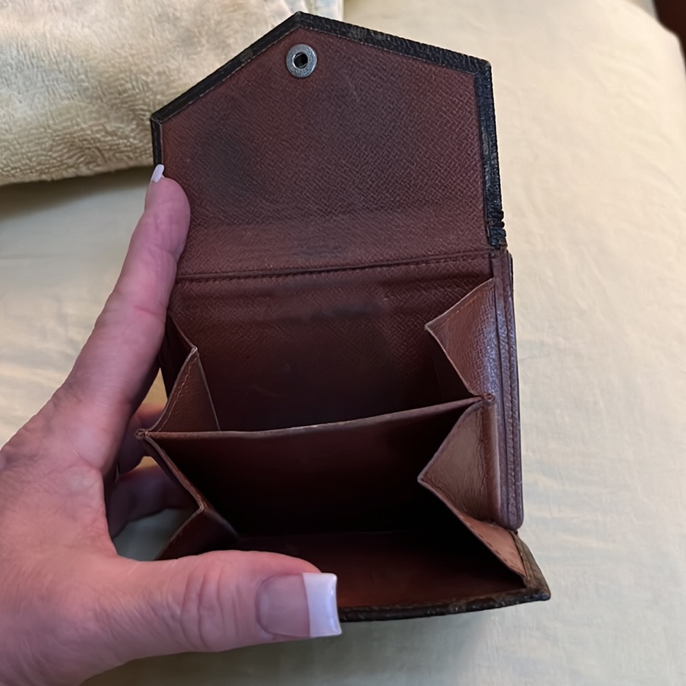 Wallet - Picture 3 of 4